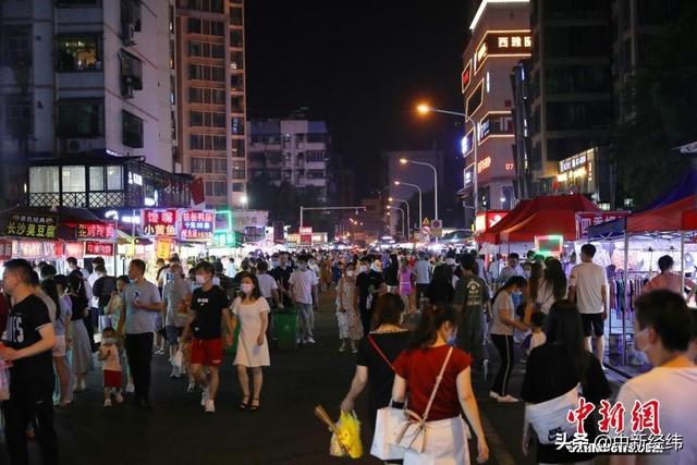 摆地摊走红后股民急了:摆啥?怎么摆?摆哪儿?多公司回应