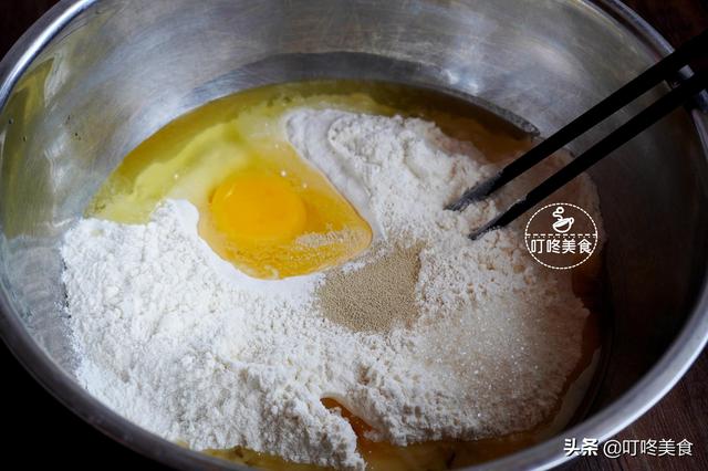 图片[4]-1碗面粉1个鸡蛋，教你在家自制健康油条，蓬松香脆，比买的好-起舞食谱网