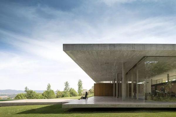 艺术与设计 - 力量之美:20个悬挑建筑