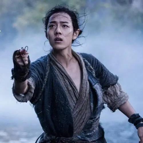 大家都关注肖战微博发声，我却从新歌里听到了不一样的他