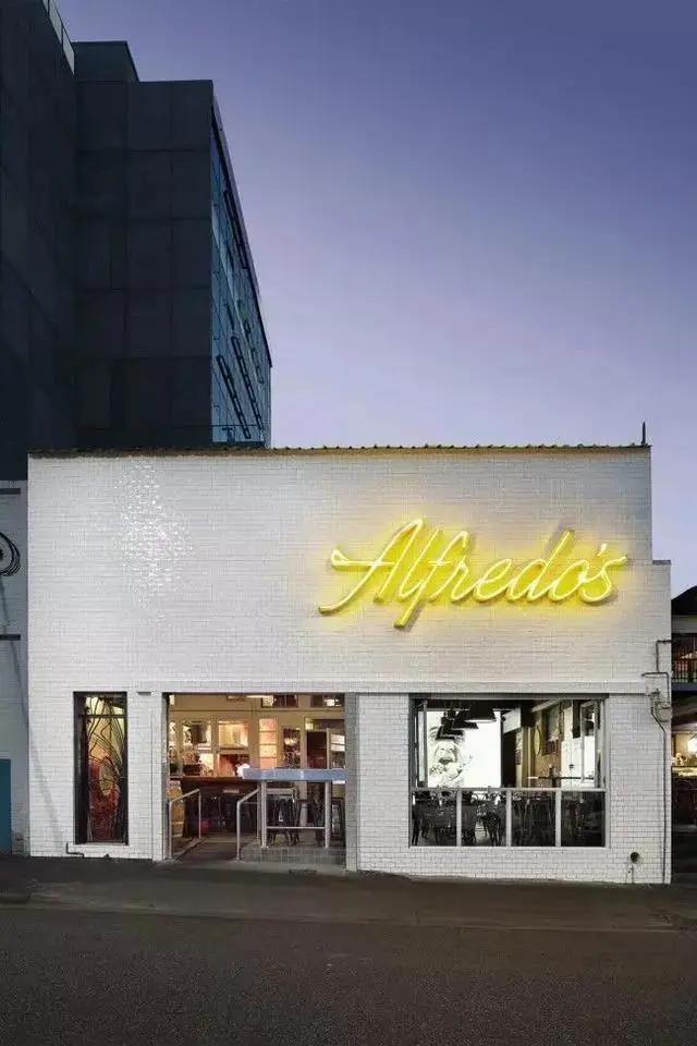 71款创意门店招牌设计自动吸引消费者进店你见过几个