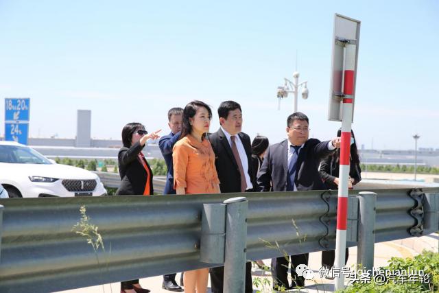 泰国驻华大使阿塔育·习萨目及夫人一行访问长城汽车