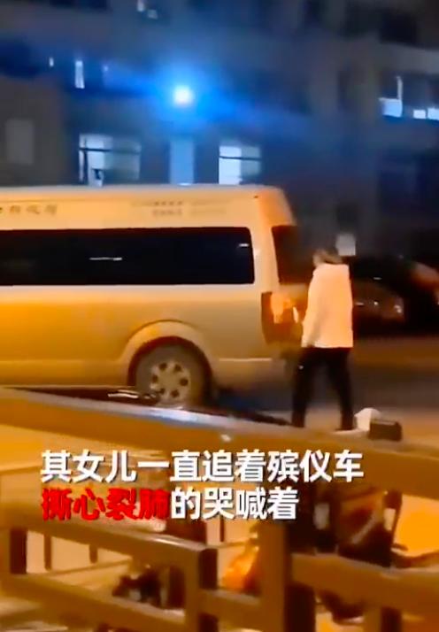这20个防疫故事里，藏着14亿人的爱与泪-锋巢网